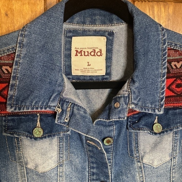 MUDD jean denim jacket tribal pattern back buckles distressed light wash Size L - Picture 3 of 7